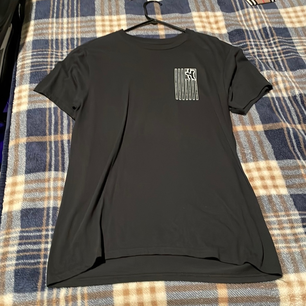 Has a cool back design